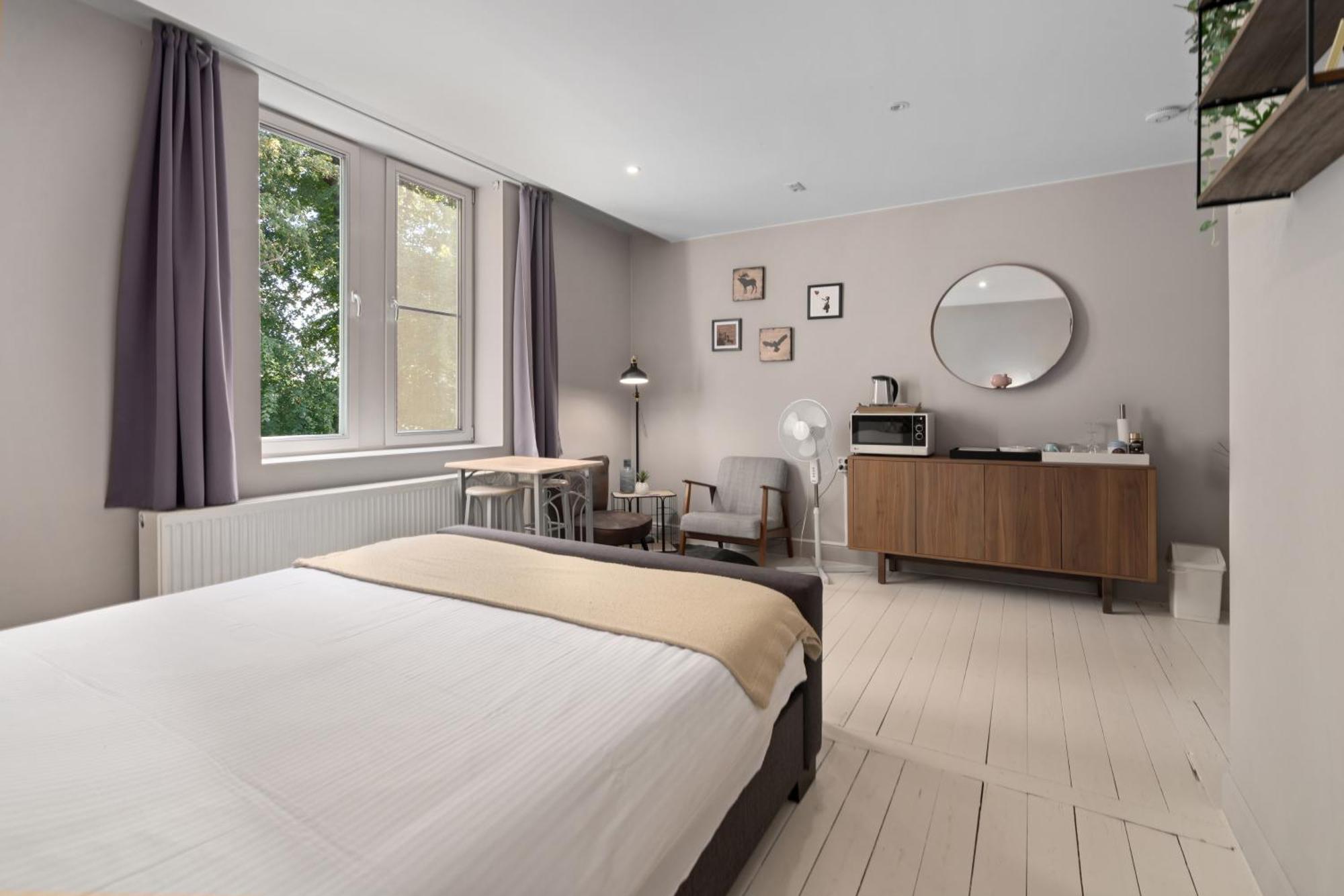 Spacious Guest Suites Near Historic Market - 5 Min Walk Bruges Exterior photo