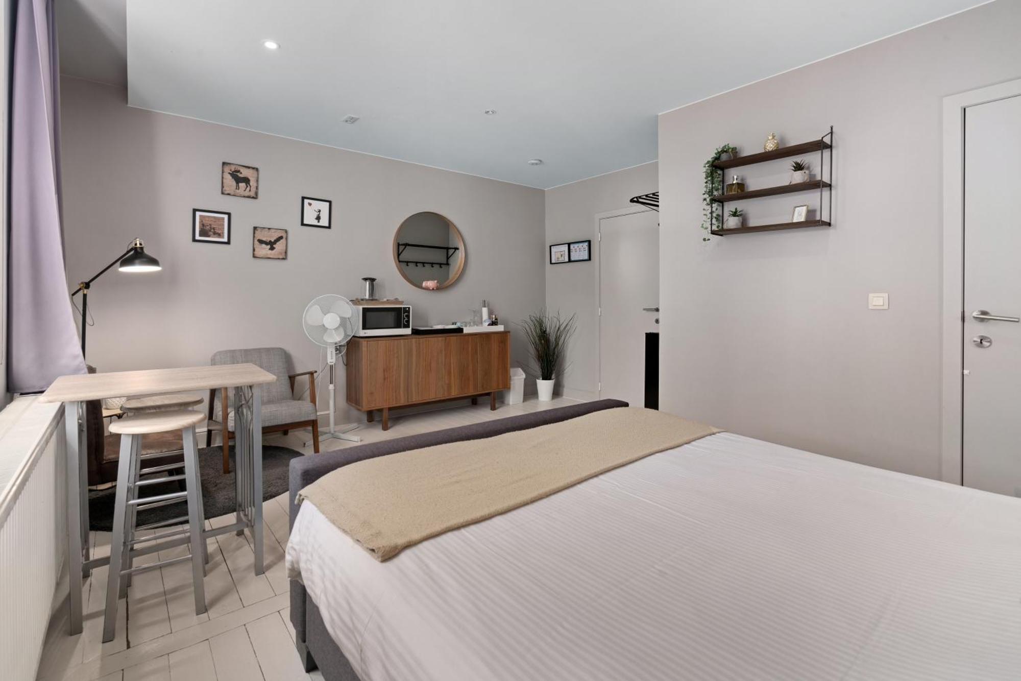 Spacious Guest Suites Near Historic Market - 5 Min Walk Bruges Exterior photo