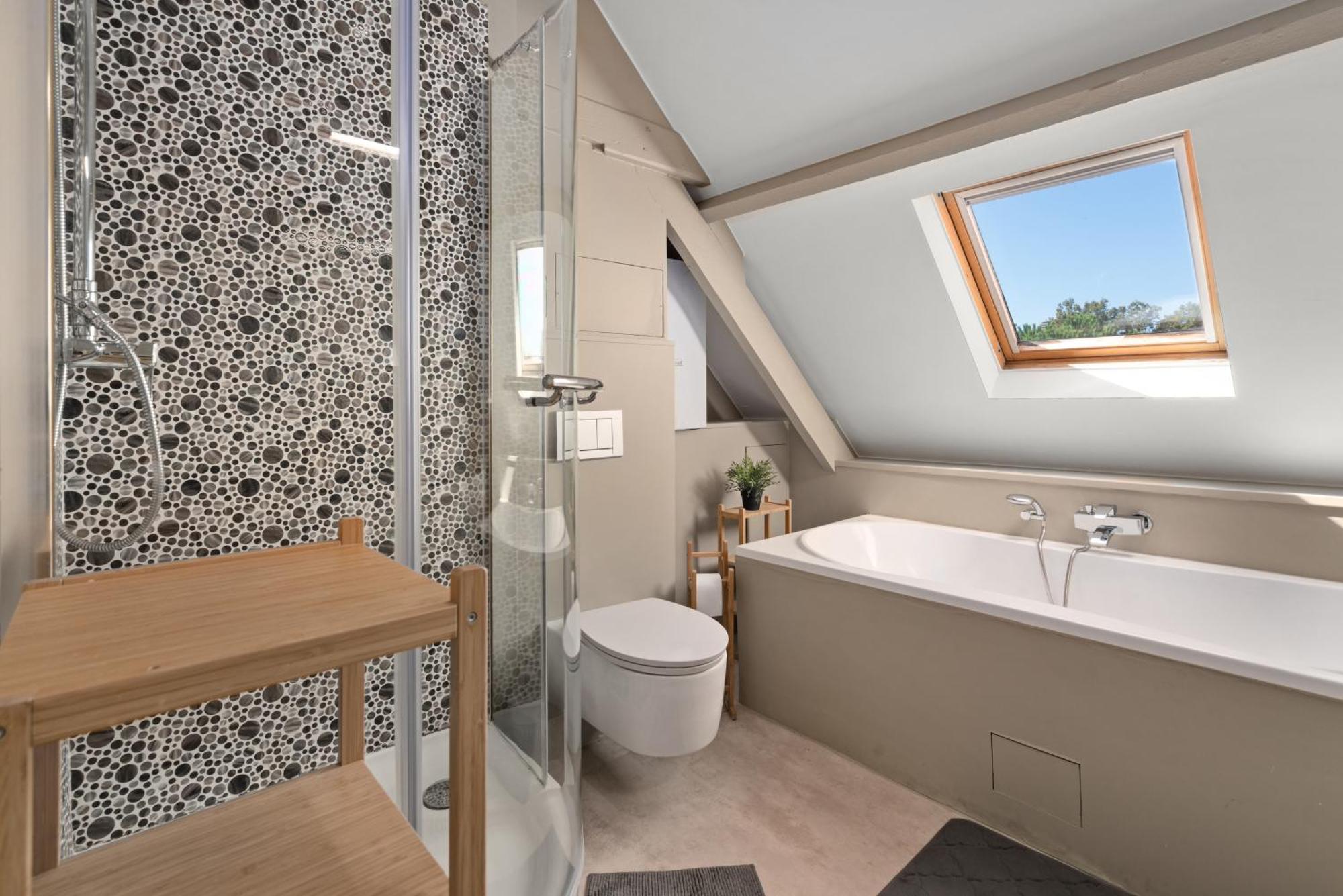 Spacious Guest Suites Near Historic Market - 5 Min Walk Bruges Exterior photo