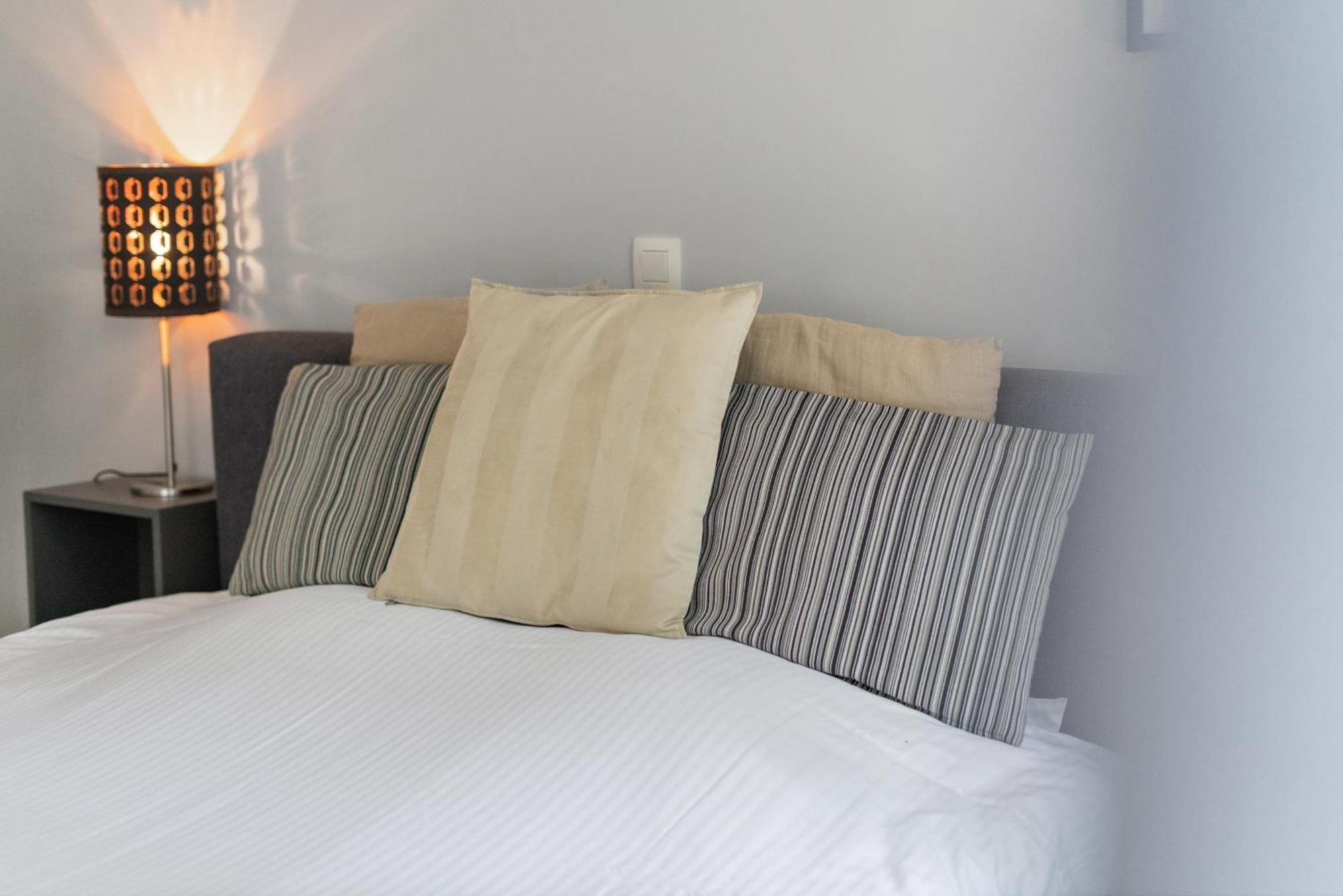 Spacious Guest Suites Near Historic Market - 5 Min Walk Bruges Exterior photo